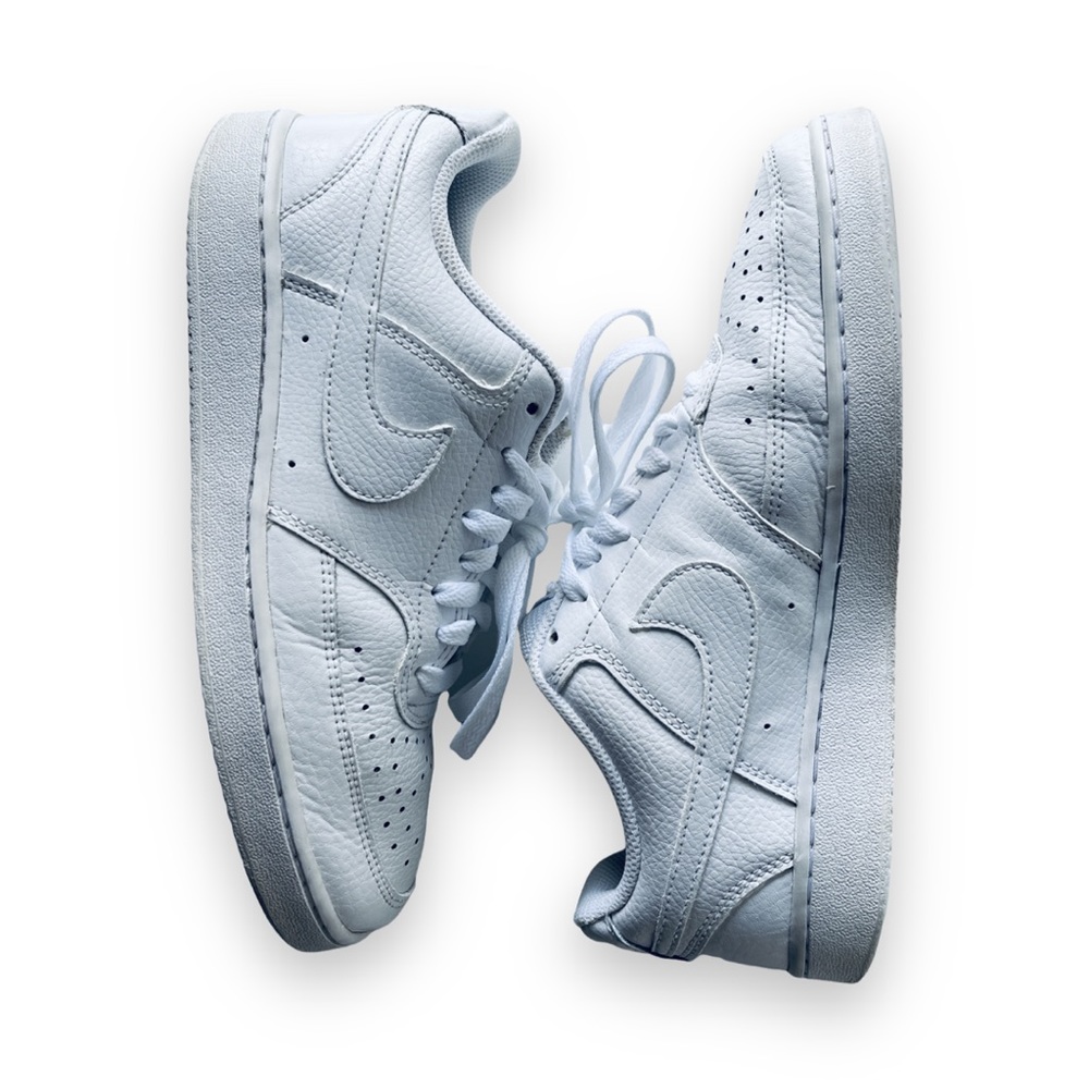 Nike Women's Shoes - White Air Force 1